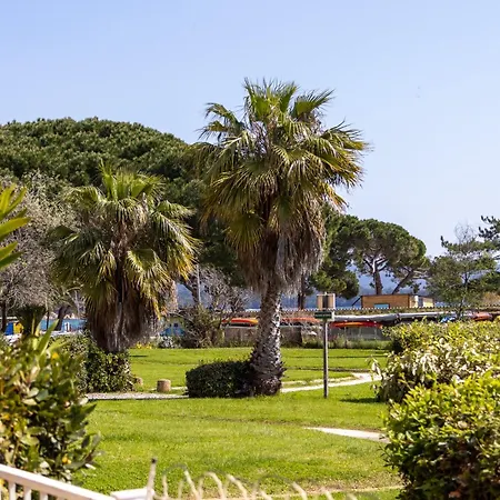 Face A La Lägenhet La Londe-les-Maures